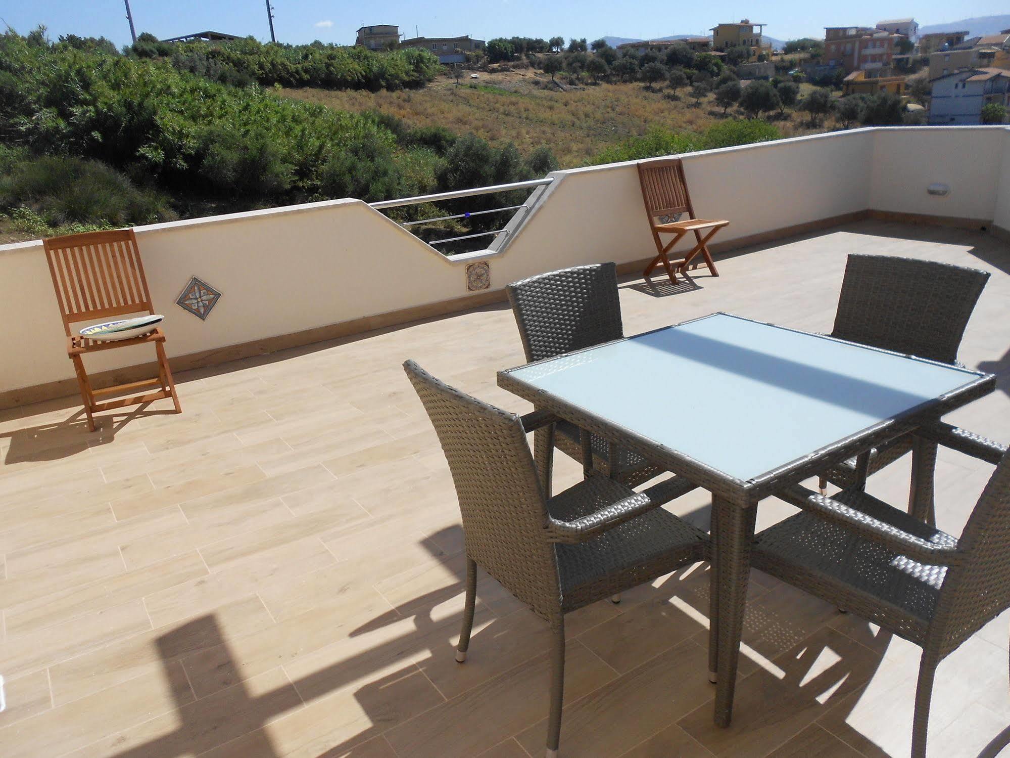Bosco Sea Apartments 산리온 외부 사진