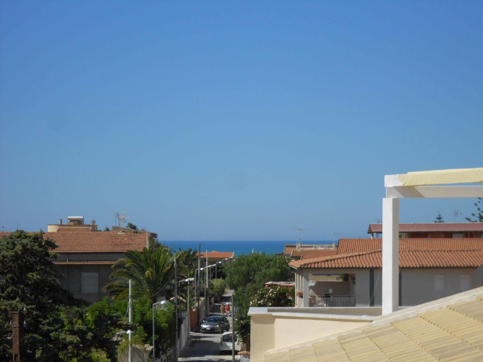 Bosco Sea Apartments 산리온 외부 사진